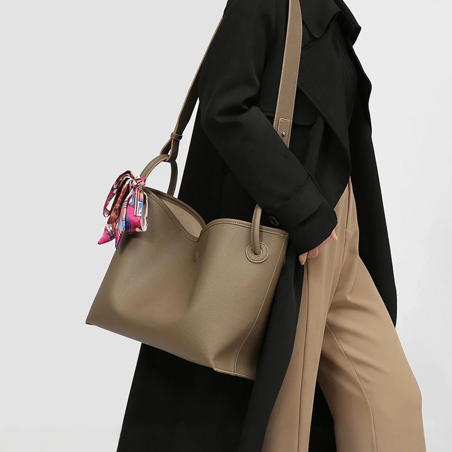 กระเป๋าถือผู้หญิงสุดหรูระดับไฮ - Luxury Bags Tote บทวิจารณ์และราคา